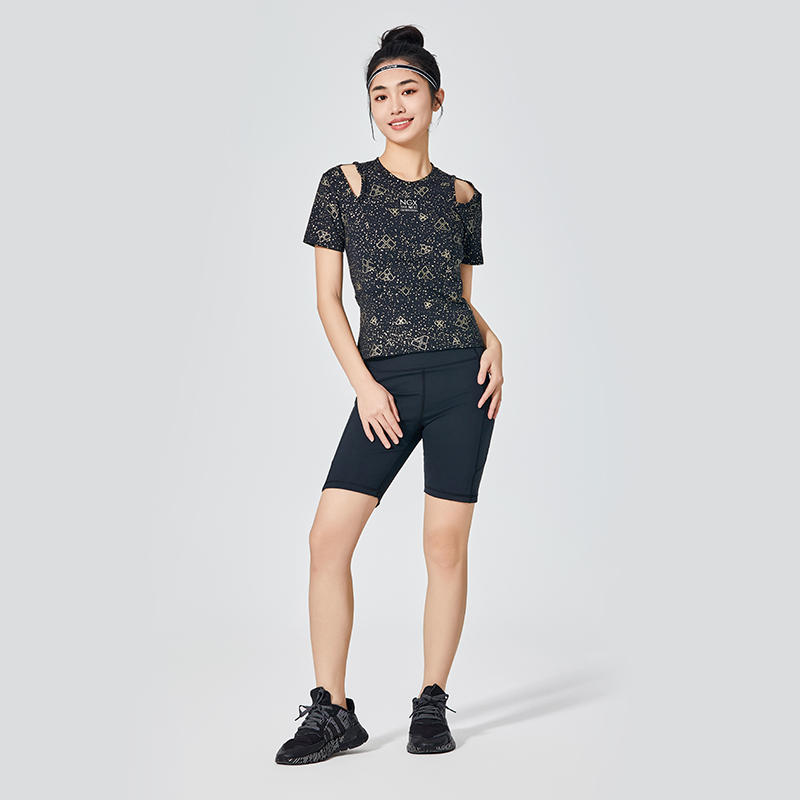 Short de sport classique noir pour femmes